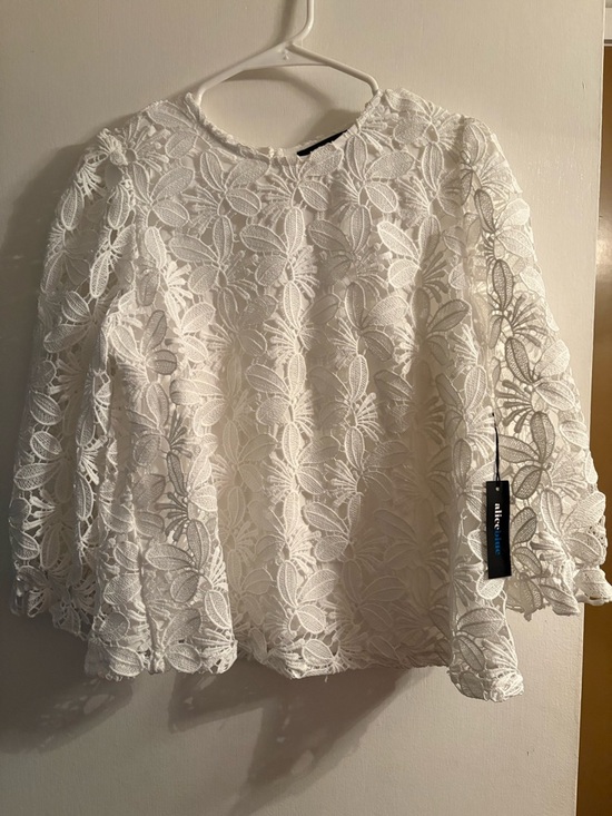 Alice Blue Tops - NWT Alice Blue Floral Blouse